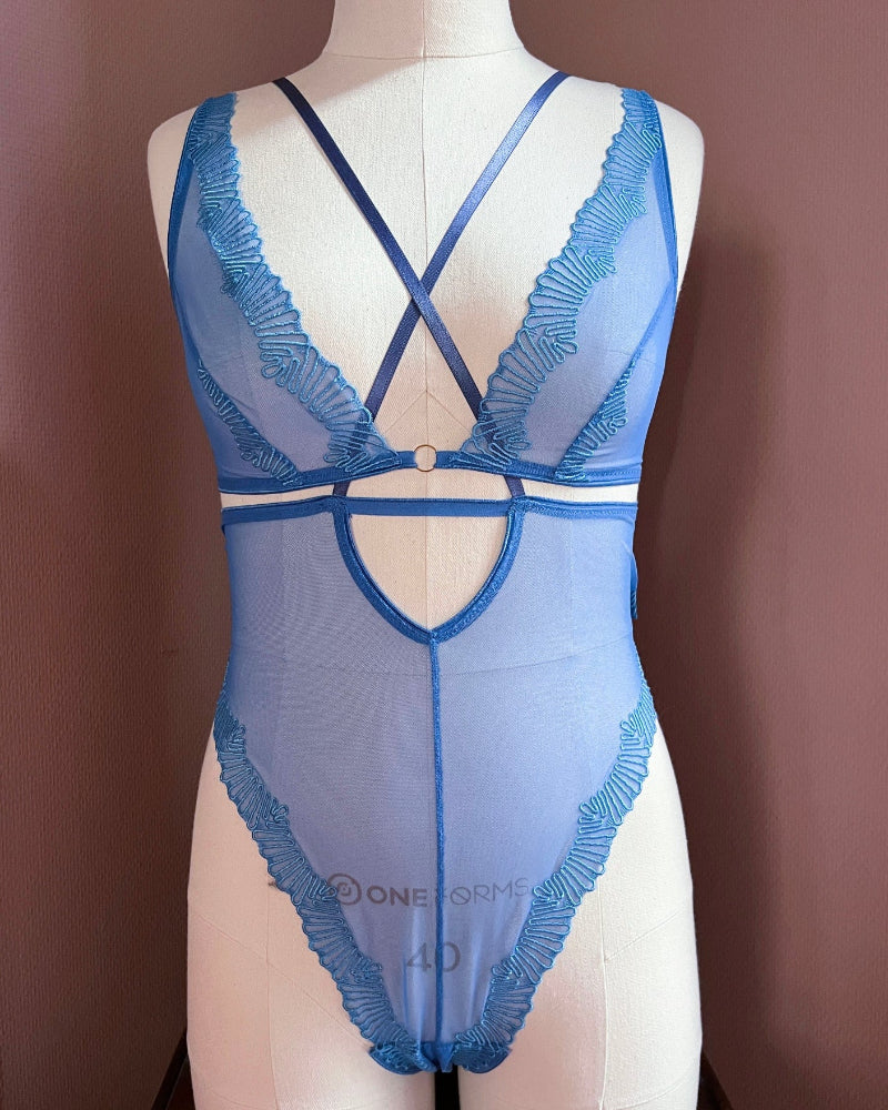 Studio Confidants_Sky light body