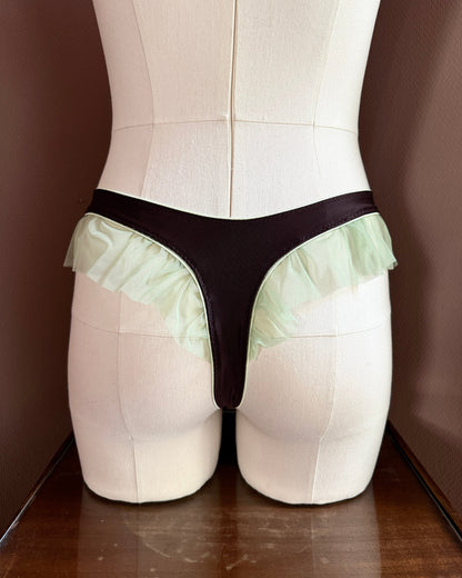 Studio_Confidants_Clay_thong