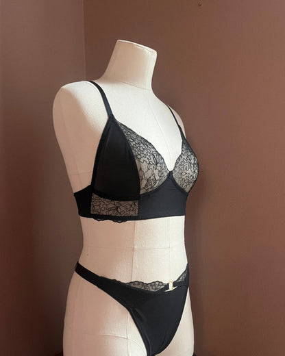 Studio Confidants_Cleo bralette Noir