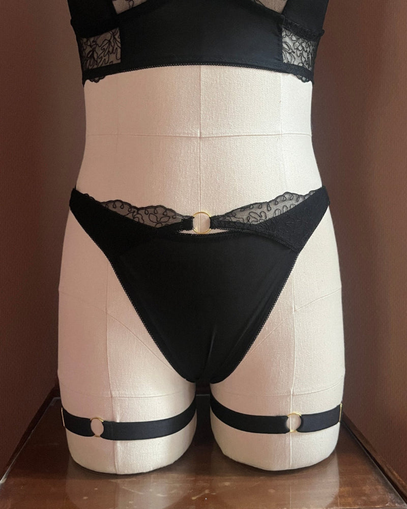 Studio Confidants_Cleo thong Noir