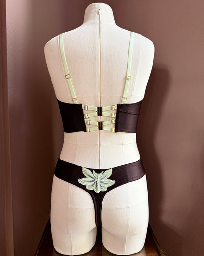 Studio_Confidants_Sage_thong