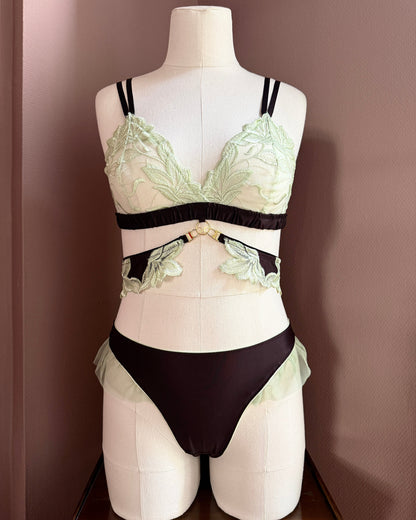 Studio_Confidants_Sage_bralette