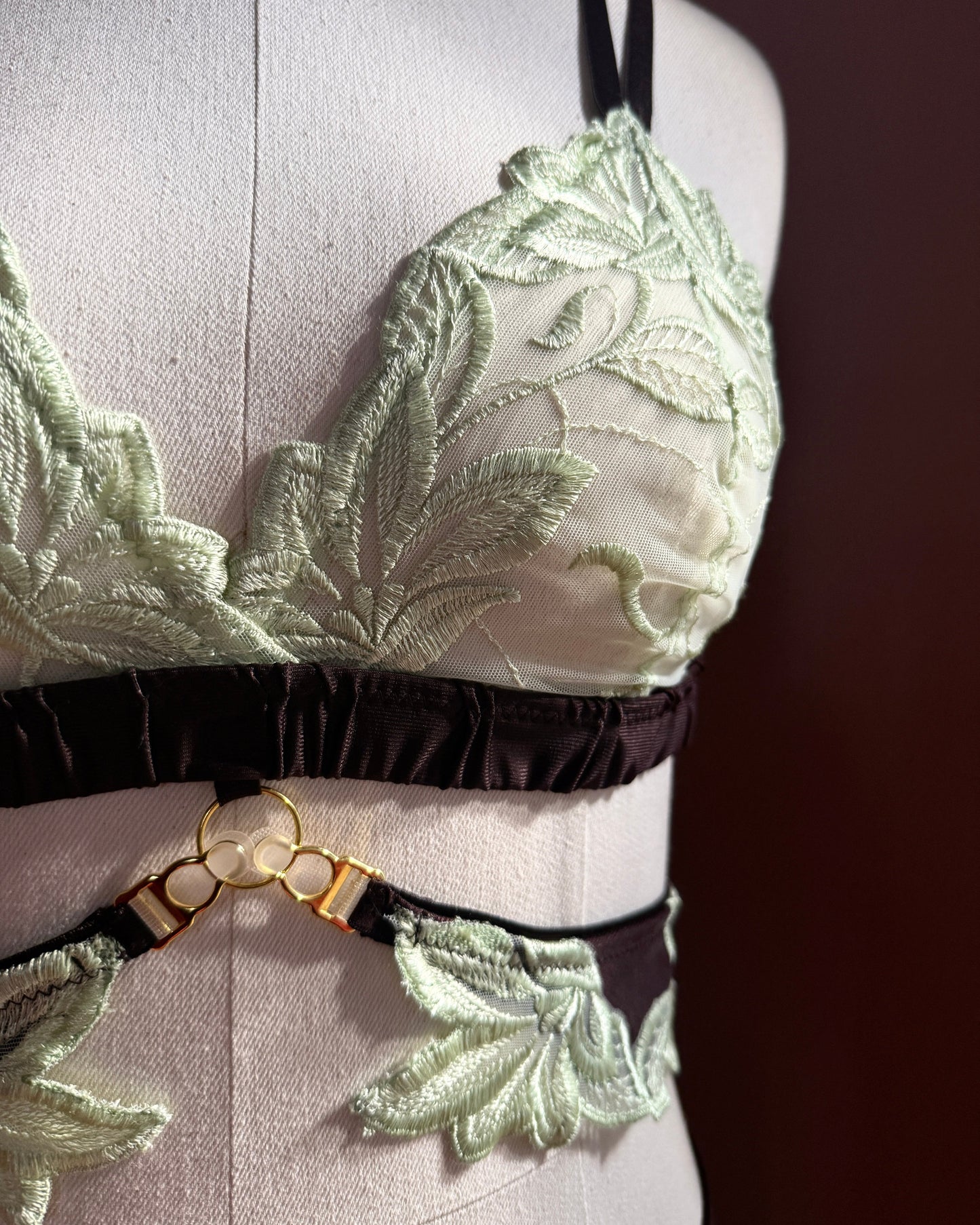 Studio_Confidants_Sage_bralette