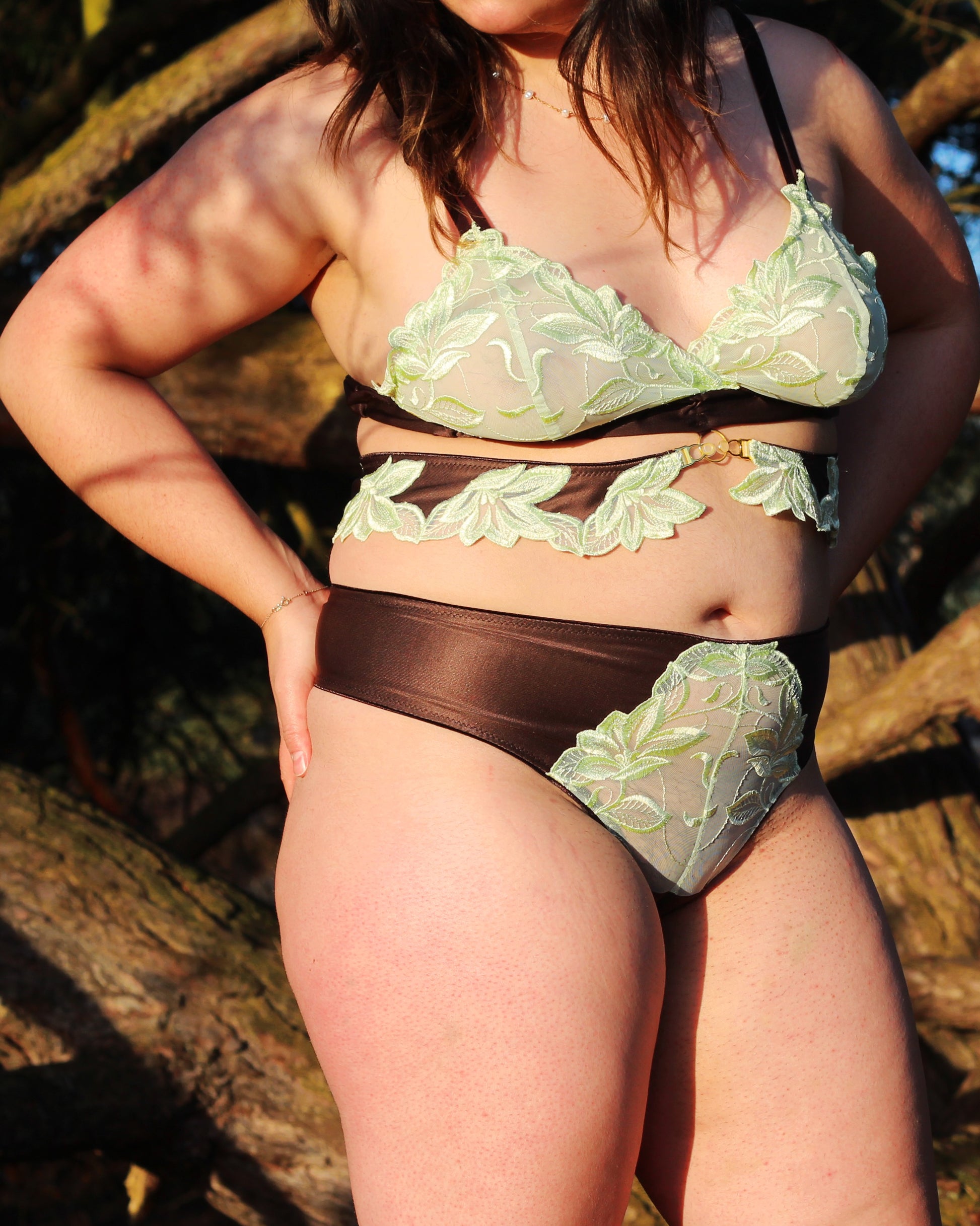 Studio_Confidants_Sage_bralette